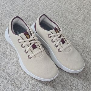 Allbirds | Cream and Burgundy Wool Runner Go - Limited Edition